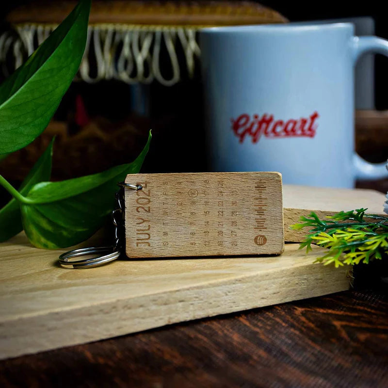 Customized Mark The Date Engraved Wooden Keychain