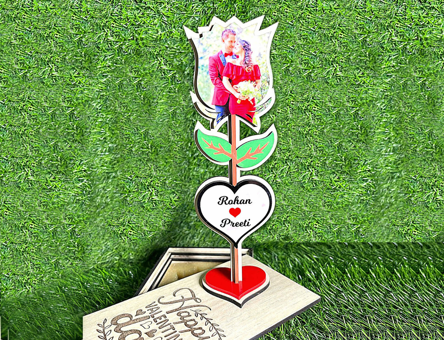 Beautiful Customized Wooden Photo Rose with Couple Name