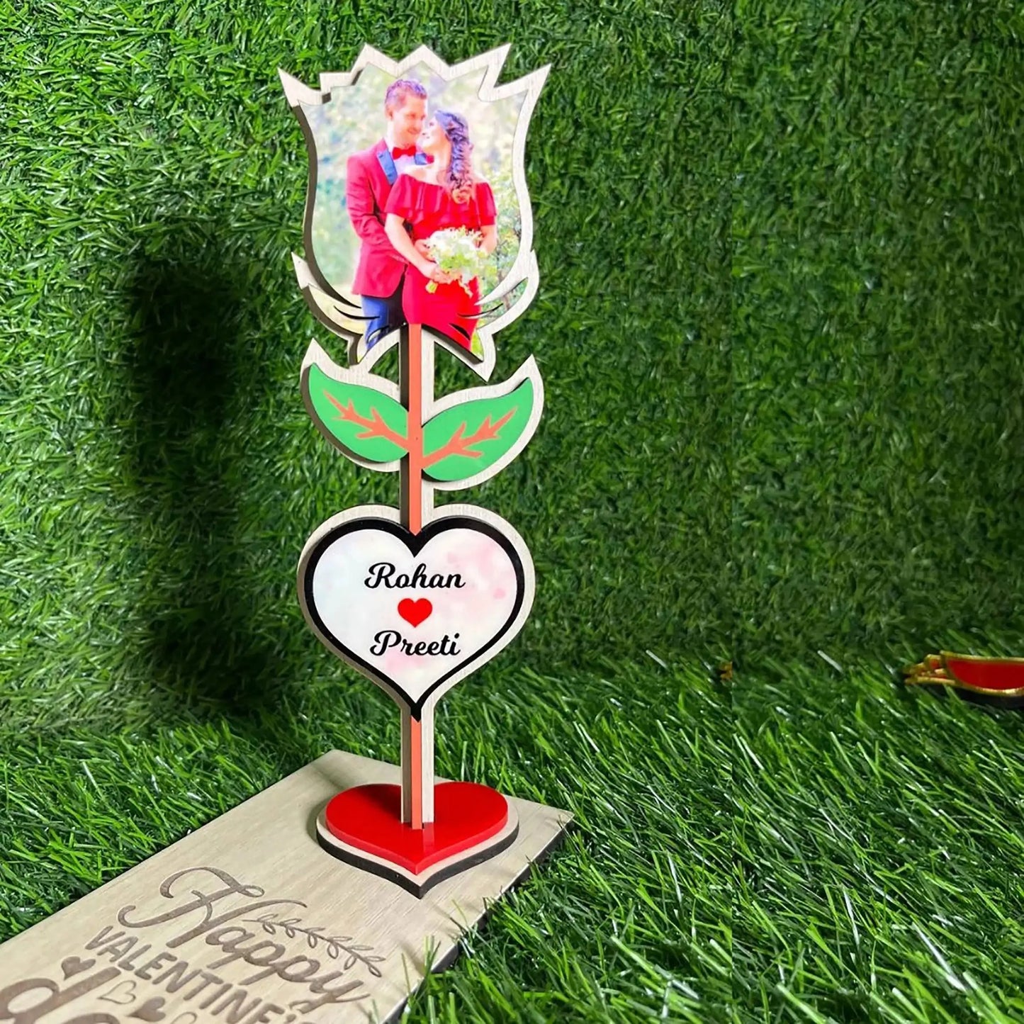 Beautiful Customized Wooden Photo Rose with Couple Name